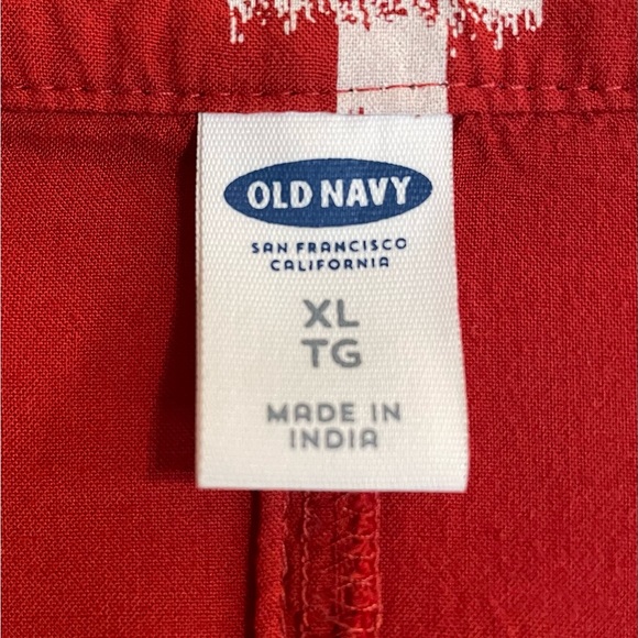 Old Navy Flowy Hi/Low Top. Size XL. Red. Good condition. - Picture 5 of 9